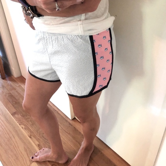 Southern Tide Performance Seersucker Short - Picture 4 of 8